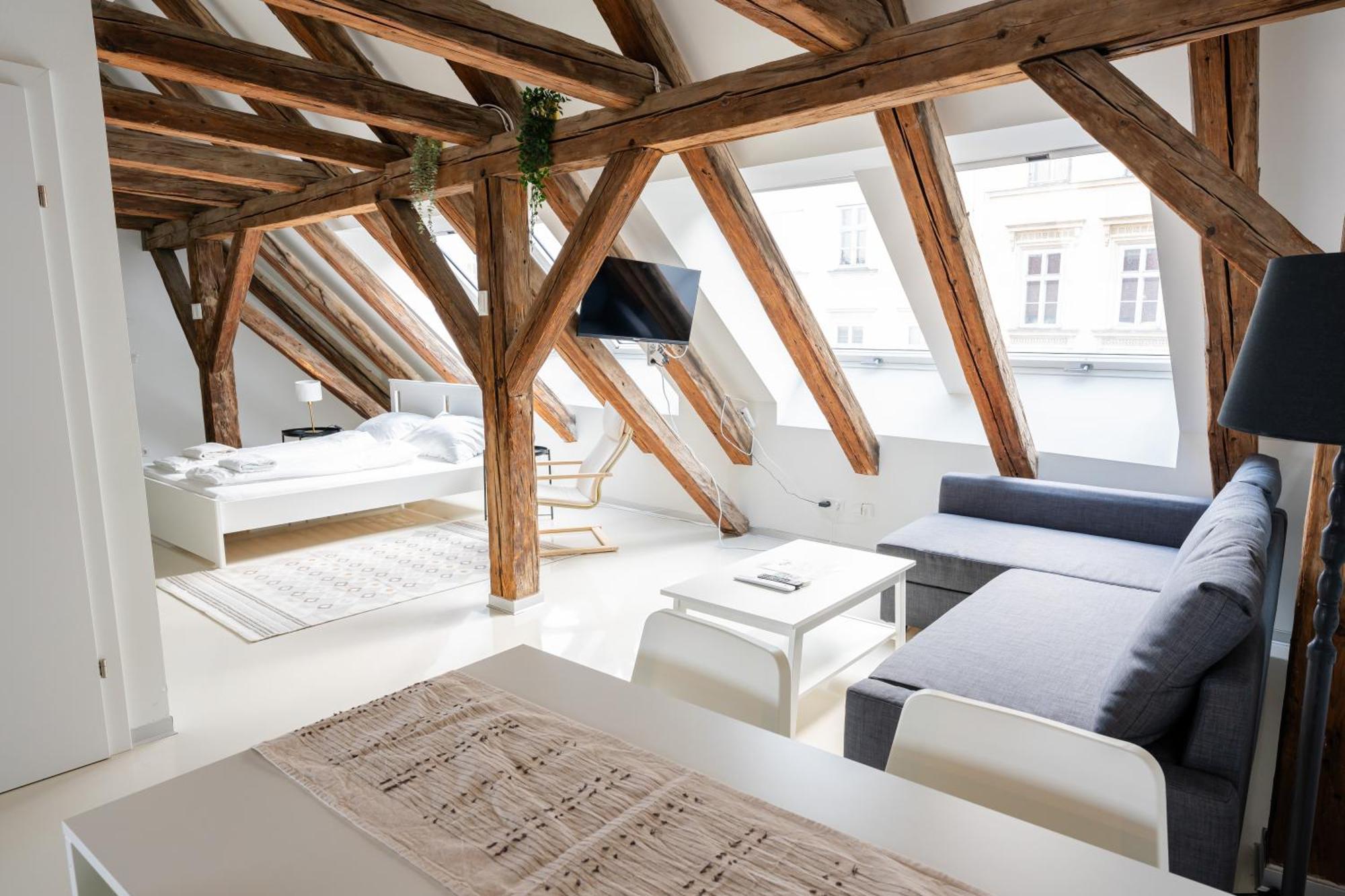 Central Living Apartments - Berggasse Wina Bagian luar foto
