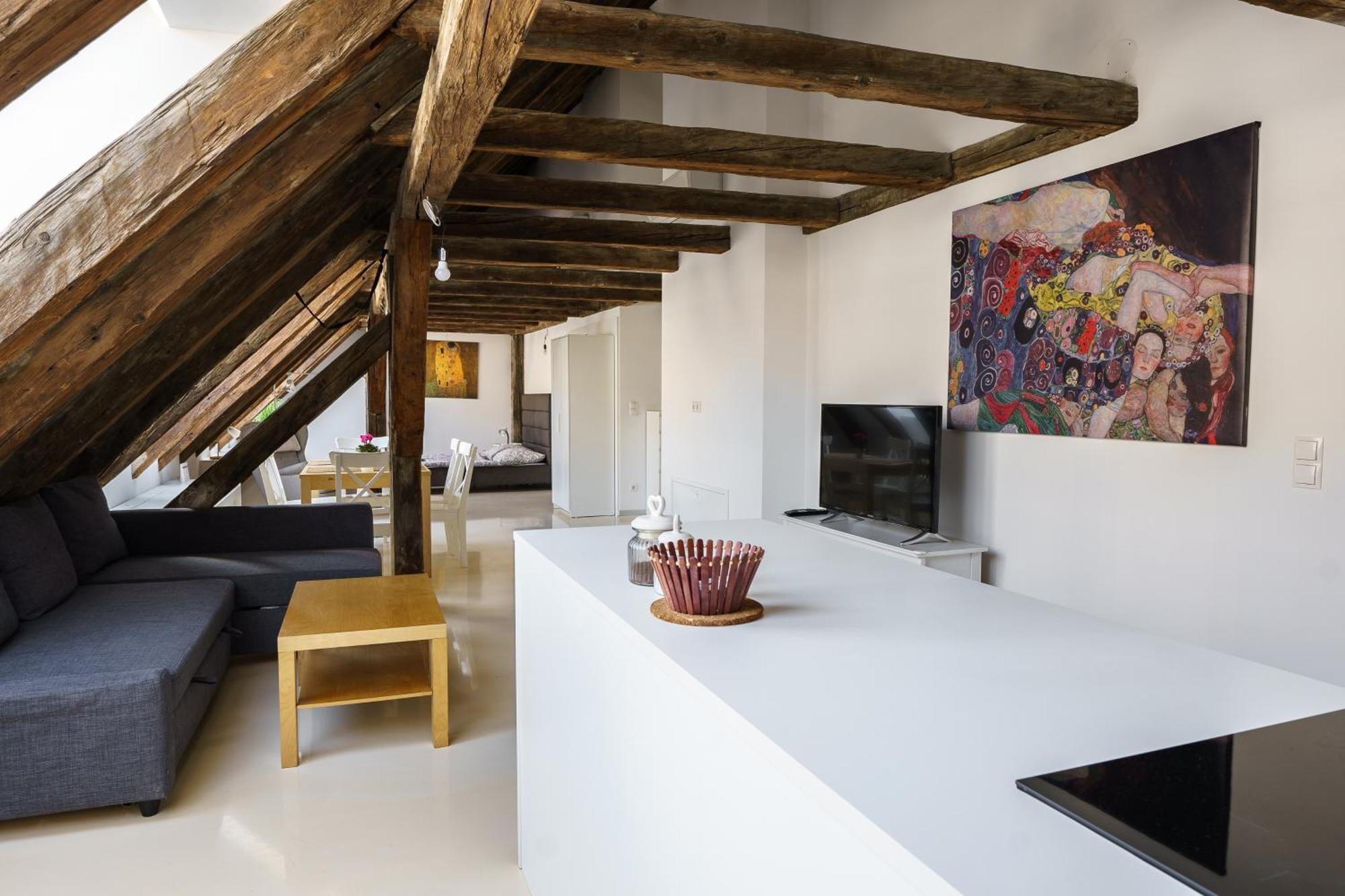Central Living Apartments - Berggasse Wina Bagian luar foto